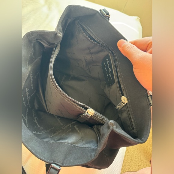 🔥Salvatore Ferragamo Womens Bag - Picture 9 of 17